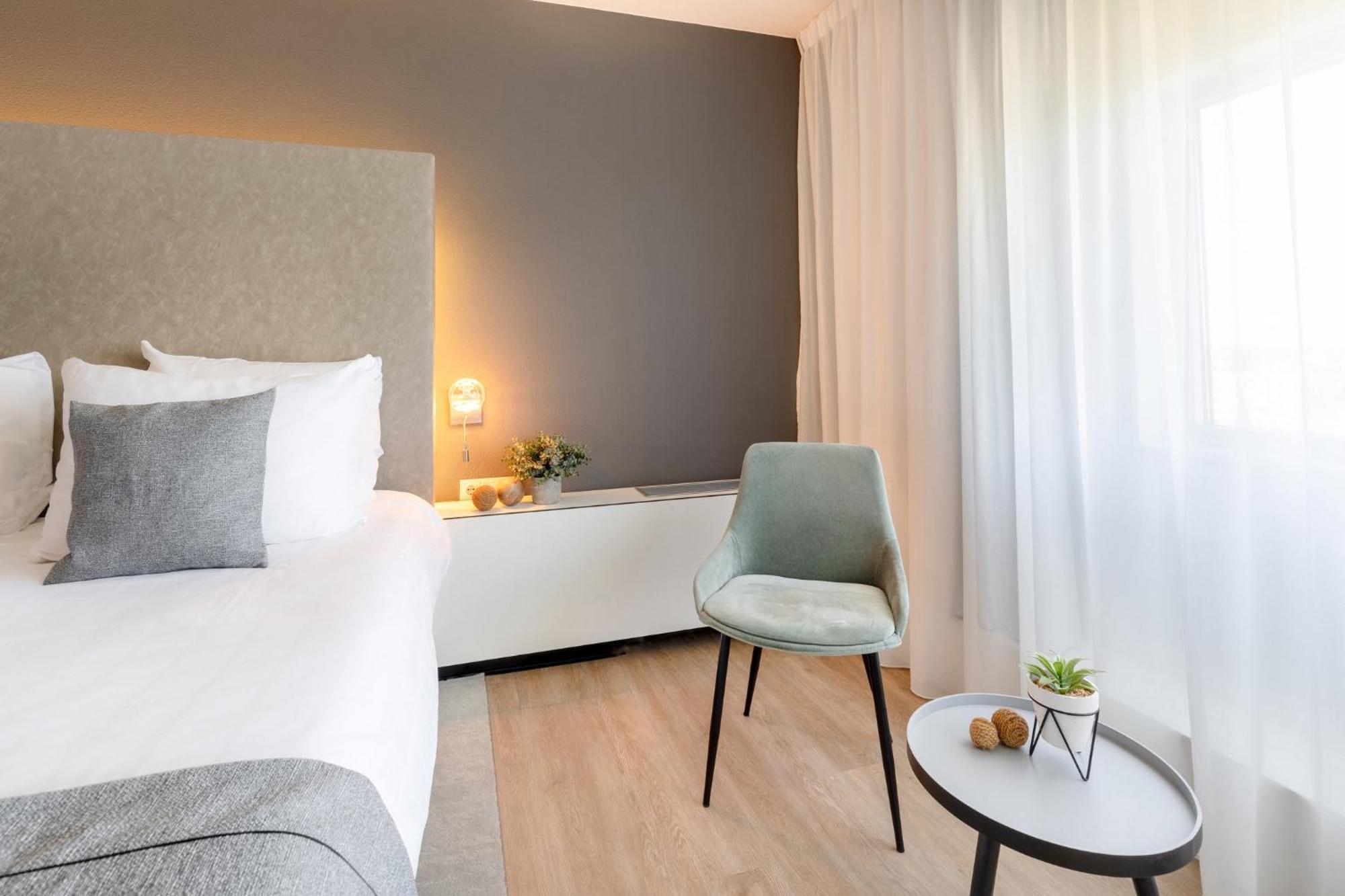 Garner Hotel Maastricht By Ihg Екстер'єр фото